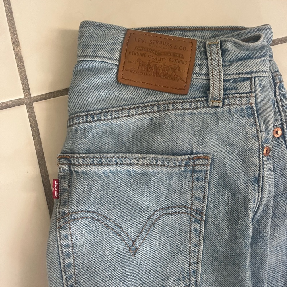 Levi’s ribcage straight Jean
